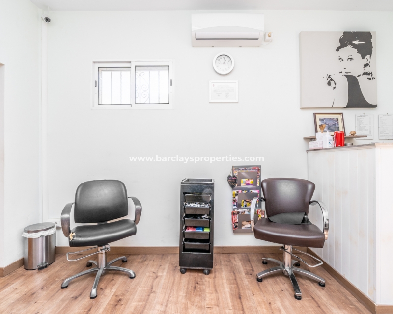 Wederverkoop - Vrijstaande Villa - Urb. La Marina