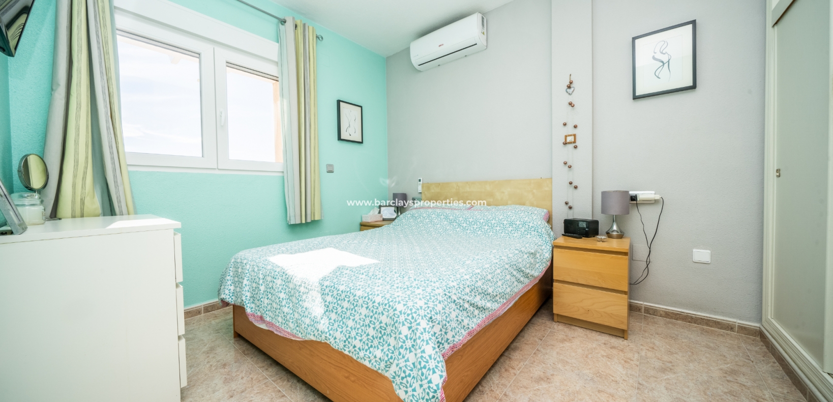 Wederverkoop - Vrijstaande Villa - Urb. La Marina