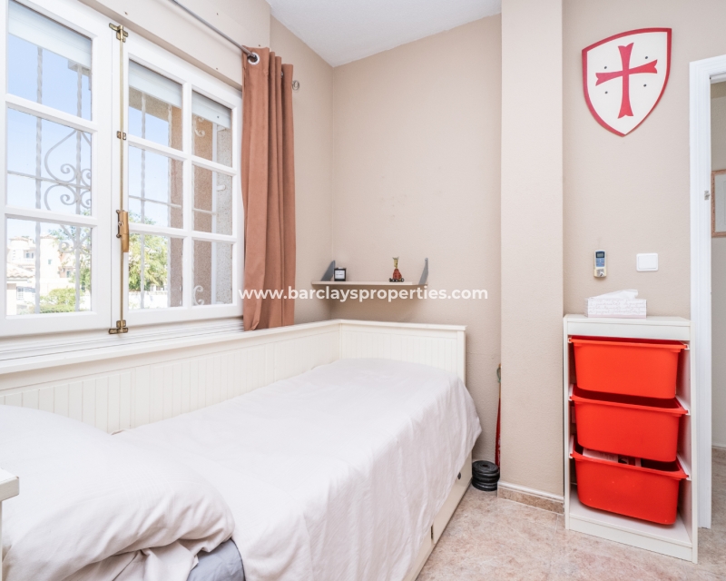 Wederverkoop - Vrijstaande Villa - Urb. La Marina