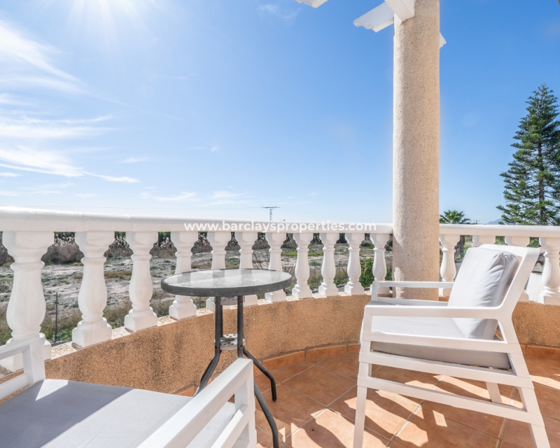 Wederverkoop - Vrijstaande Villa - Urb. La Marina