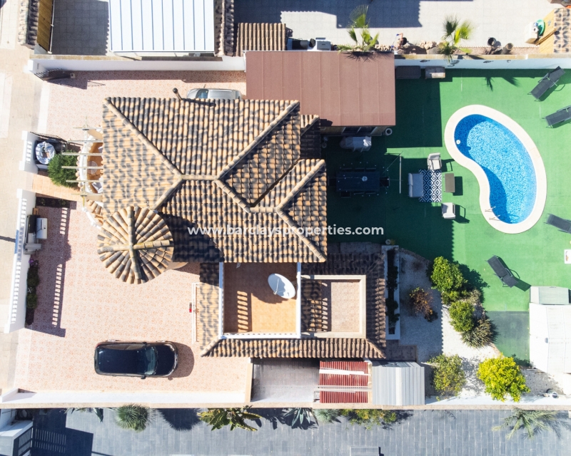 Wederverkoop - Vrijstaande Villa - Urb. La Marina