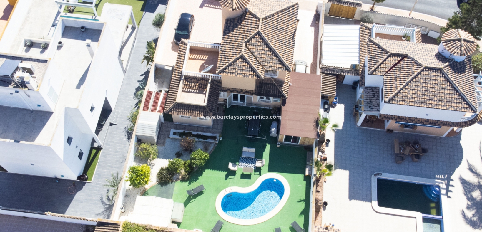 Wederverkoop - Vrijstaande Villa - Urb. La Marina