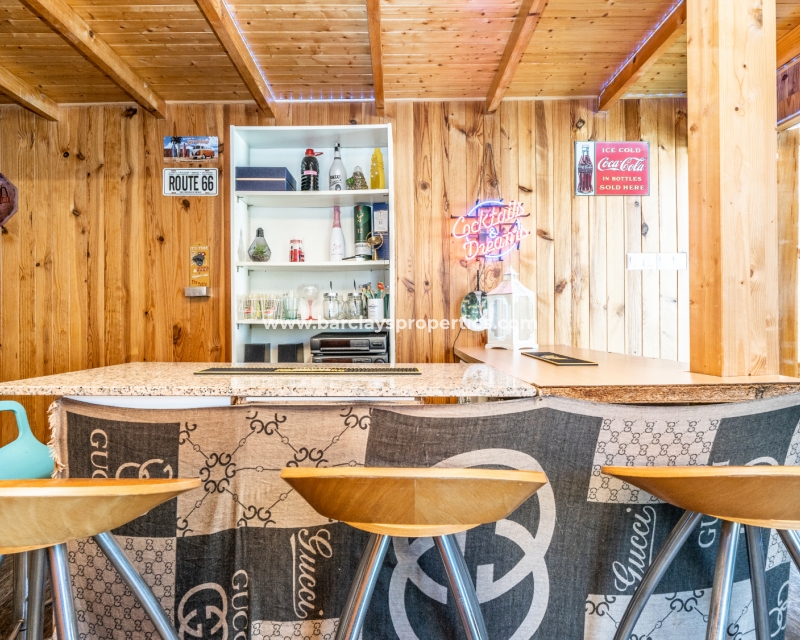 Wederverkoop - Vrijstaande Villa - Urb. La Marina