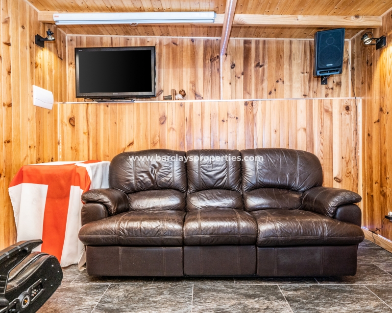 Wederverkoop - Vrijstaande Villa - Urb. La Marina