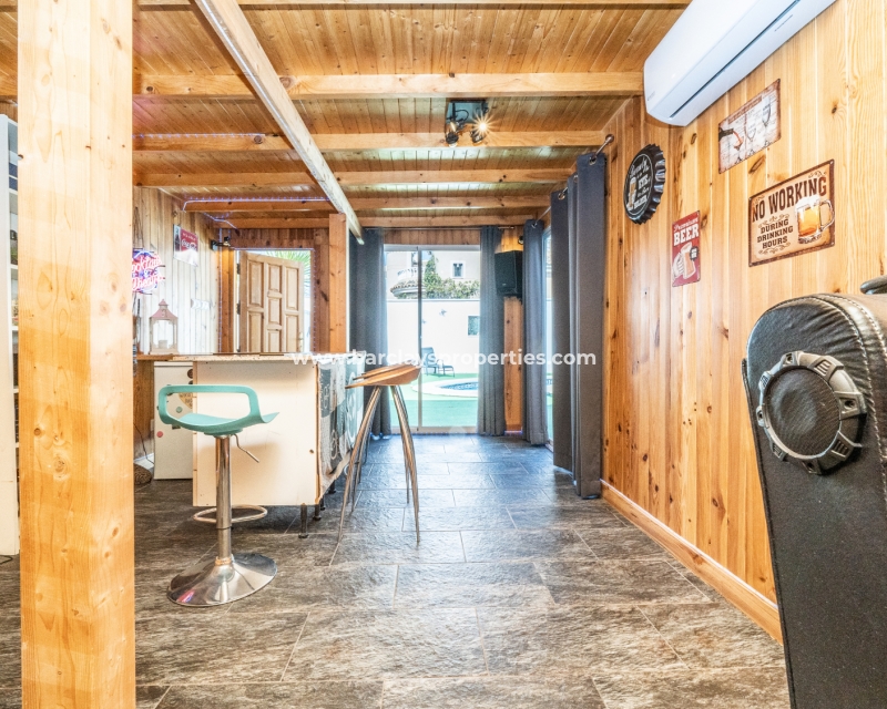 Wederverkoop - Vrijstaande Villa - Urb. La Marina