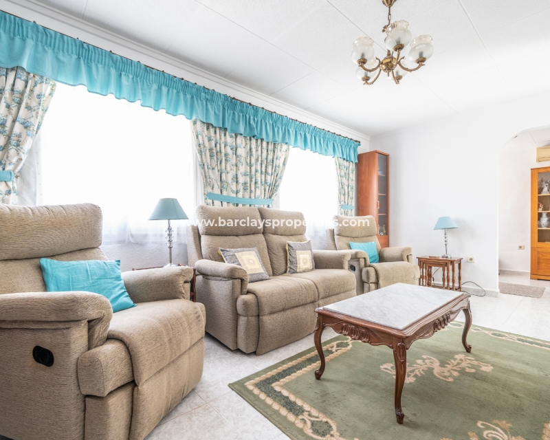 Wederverkoop - Vrijstaande Villa - Urb. La Marina