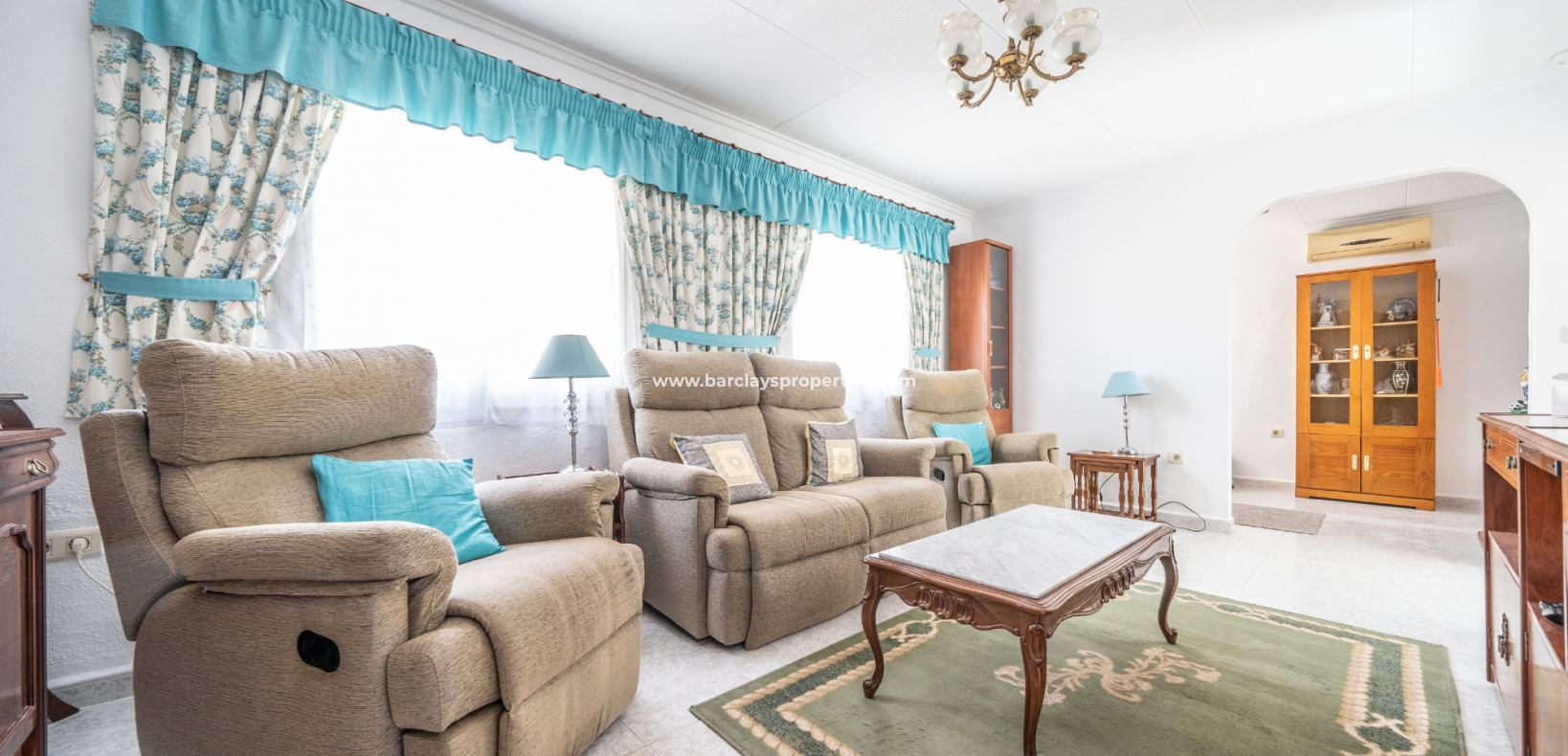 Wederverkoop - Vrijstaande Villa - Urb. La Marina