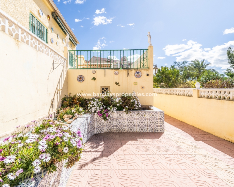 Wederverkoop - Vrijstaande Villa - Urb. La Marina