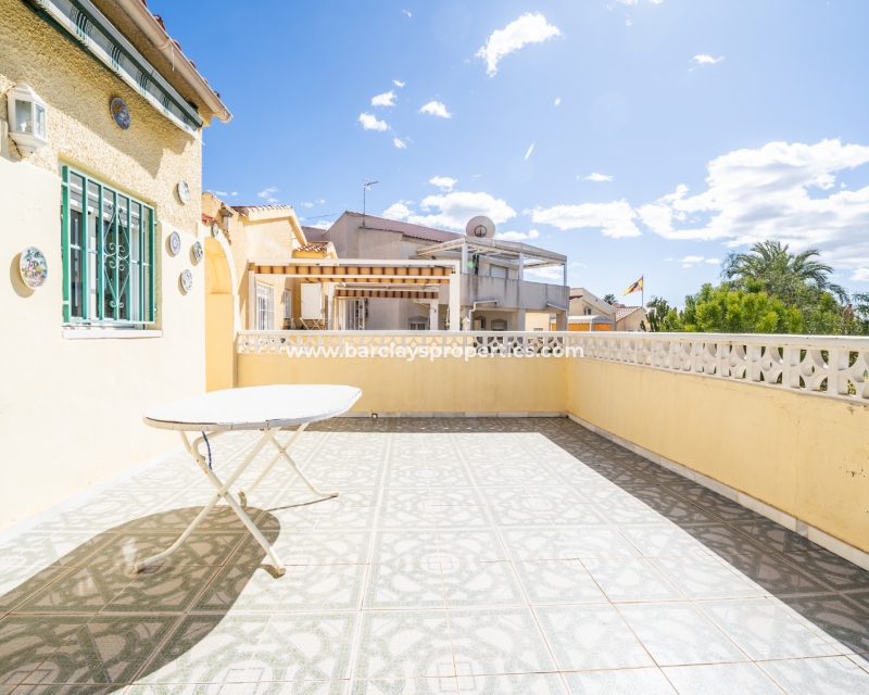 Wederverkoop - Vrijstaande Villa - Urb. La Marina