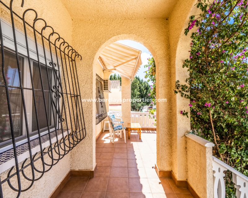 Wederverkoop - Vrijstaande Villa - Urb. La Marina