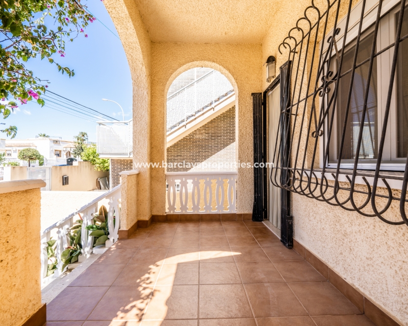 Wederverkoop - Vrijstaande Villa - Urb. La Marina