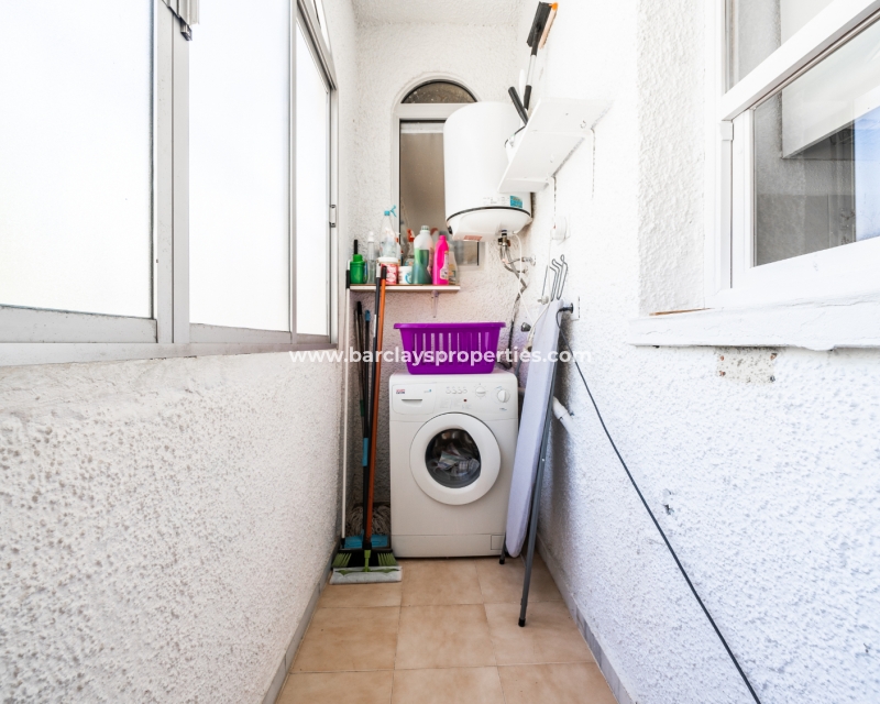 Wederverkoop - Vrijstaande Villa - Urb. La Marina