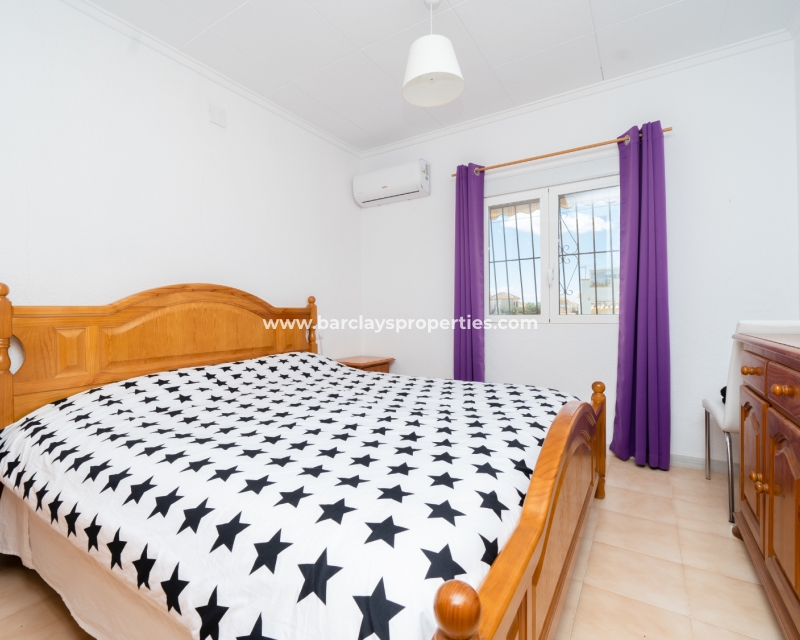 Wederverkoop - Vrijstaande Villa - Urb. La Marina