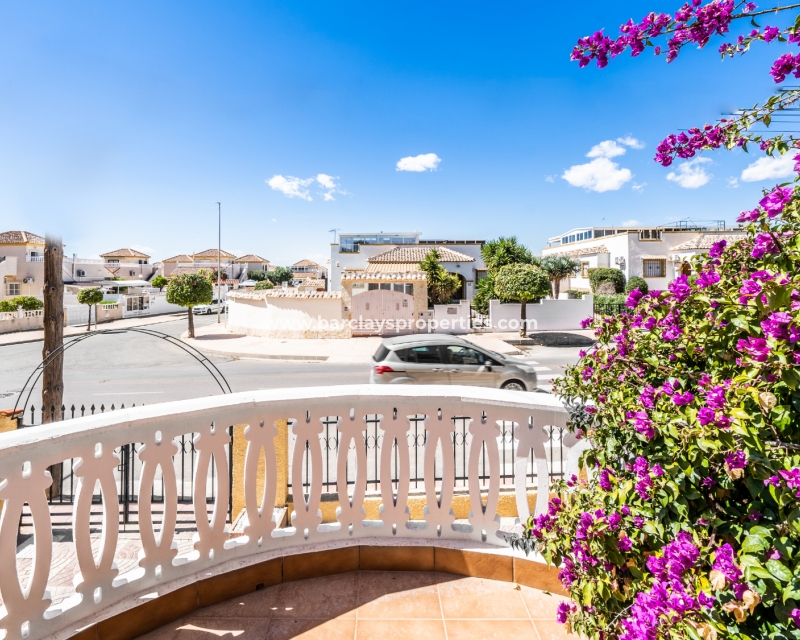 Wederverkoop - Vrijstaande Villa - Urb. La Marina