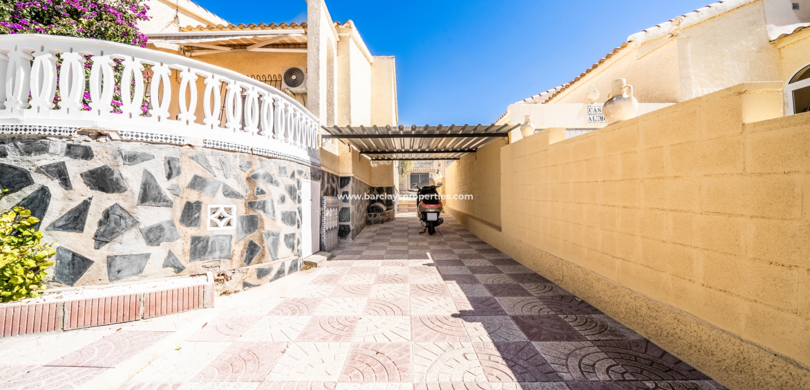 Wederverkoop - Vrijstaande Villa - Urb. La Marina