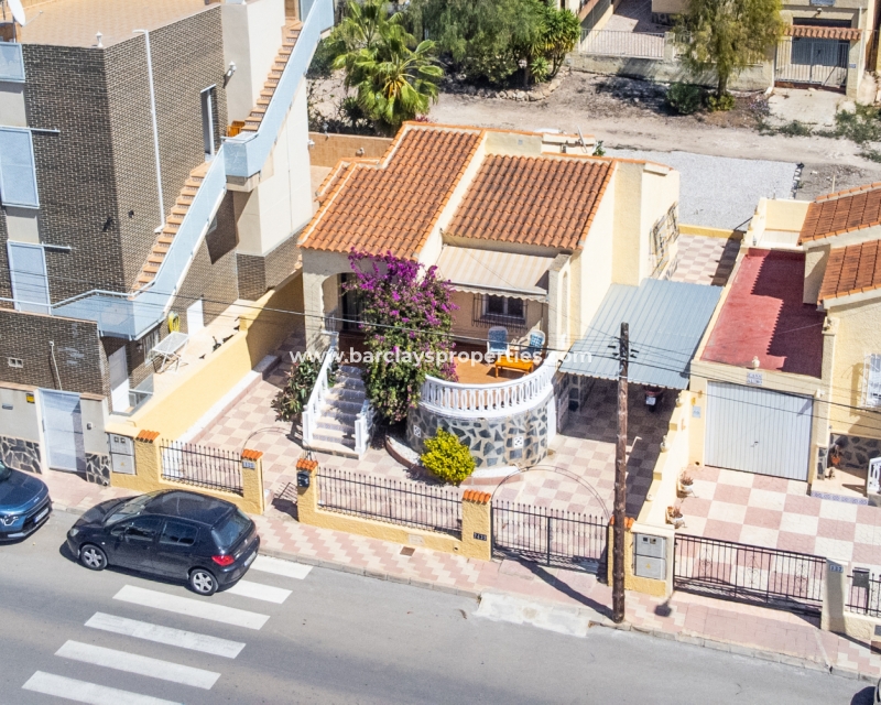 Wederverkoop - Vrijstaande Villa - Urb. La Marina