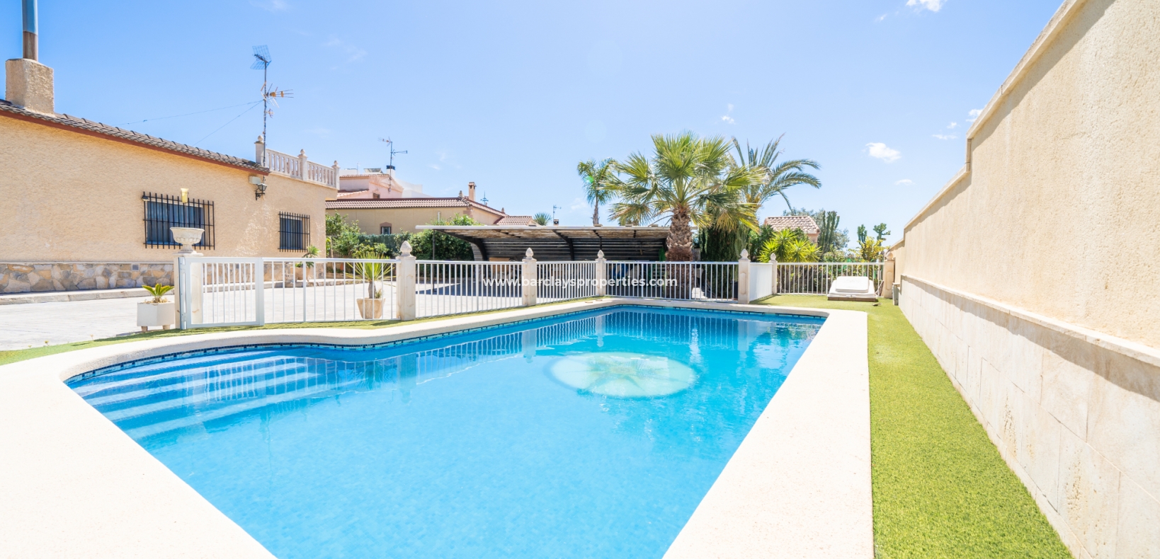 Wederverkoop - Vrijstaande Villa - Urb. La Marina