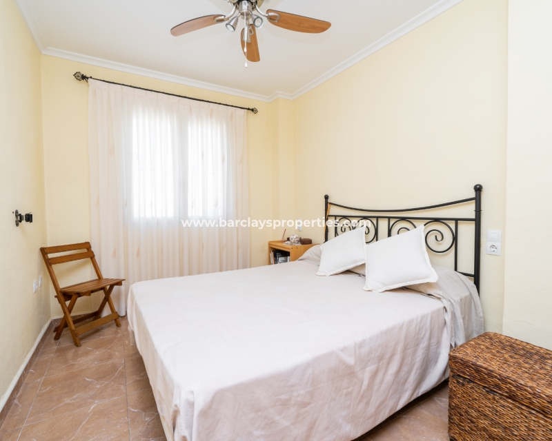 Wederverkoop - Vrijstaande Villa - Urb. La Marina