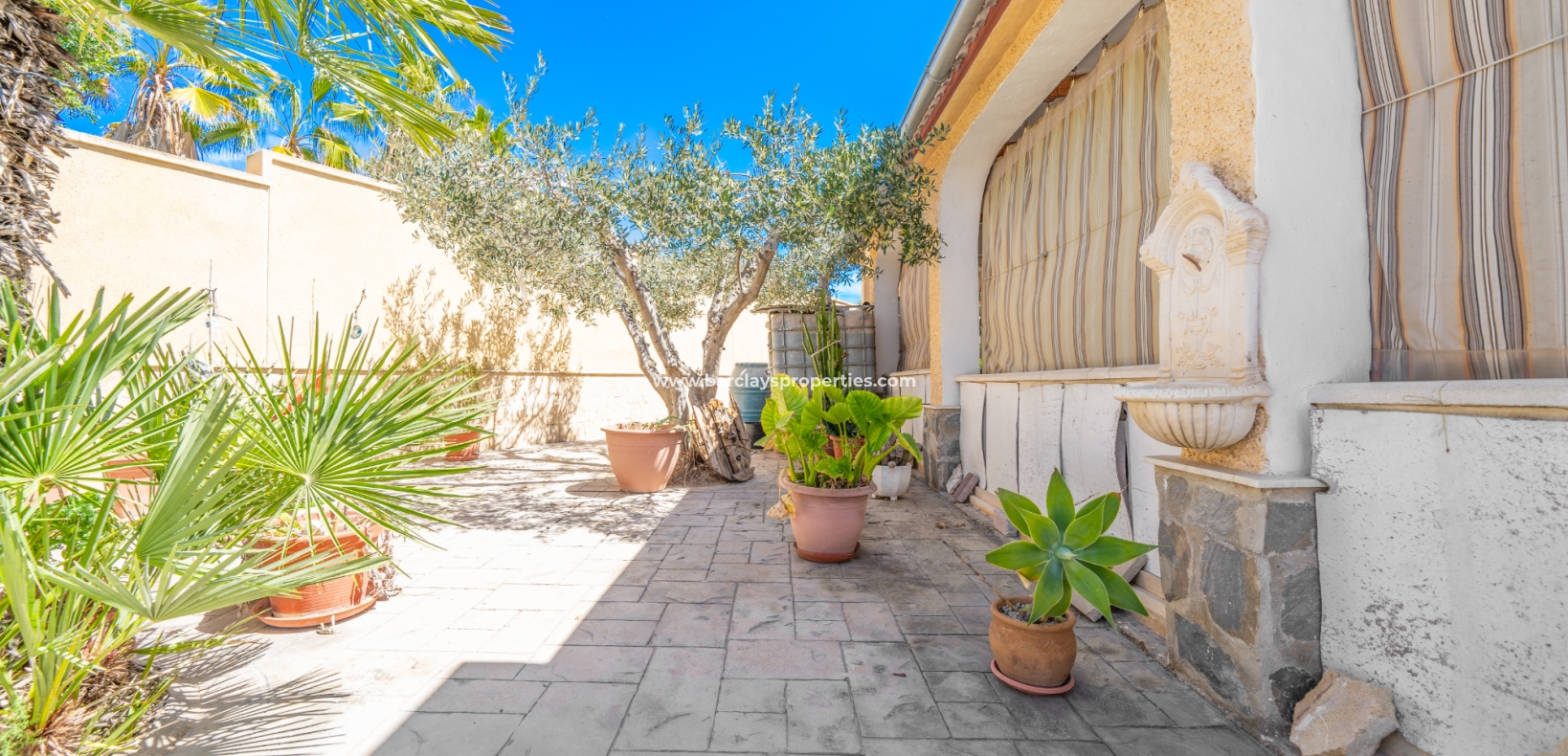 Wederverkoop - Vrijstaande Villa - Urb. La Marina