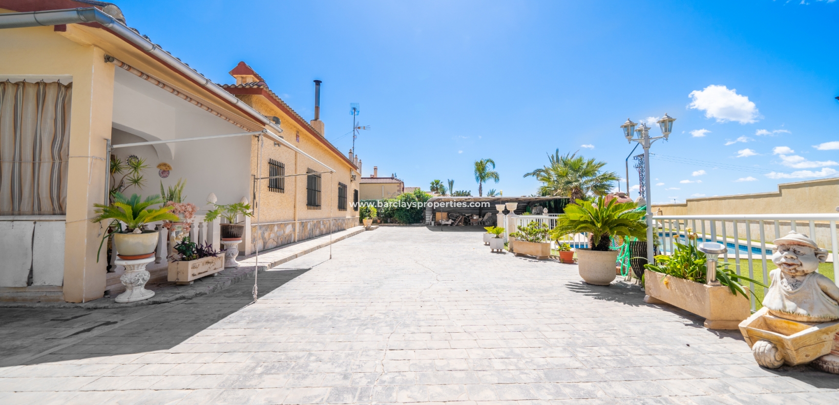 Wederverkoop - Vrijstaande Villa - Urb. La Marina