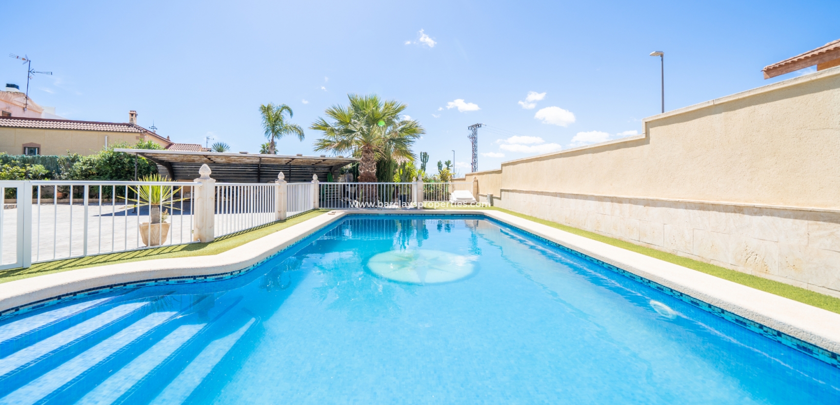 Wederverkoop - Vrijstaande Villa - Urb. La Marina