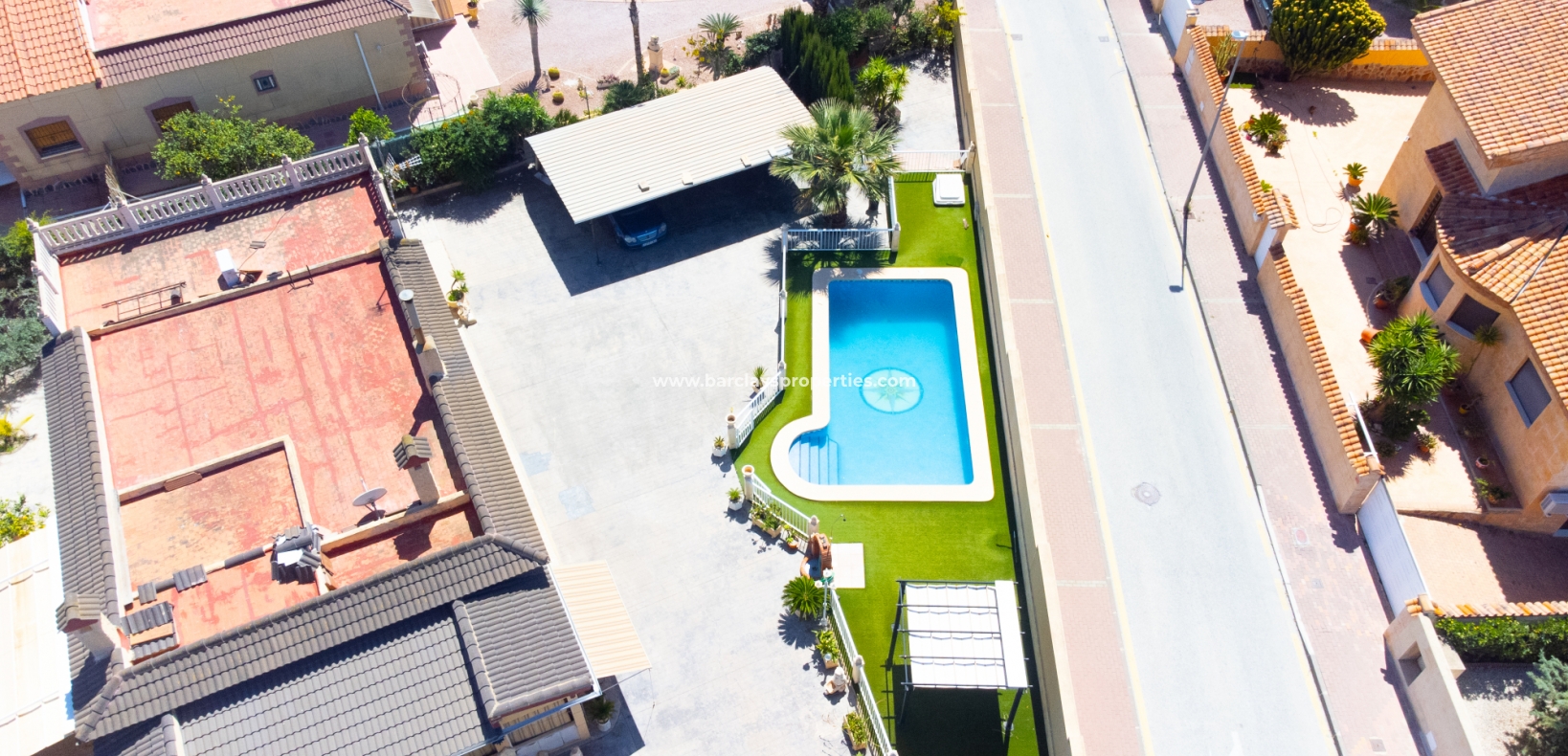 Wederverkoop - Vrijstaande Villa - Urb. La Marina