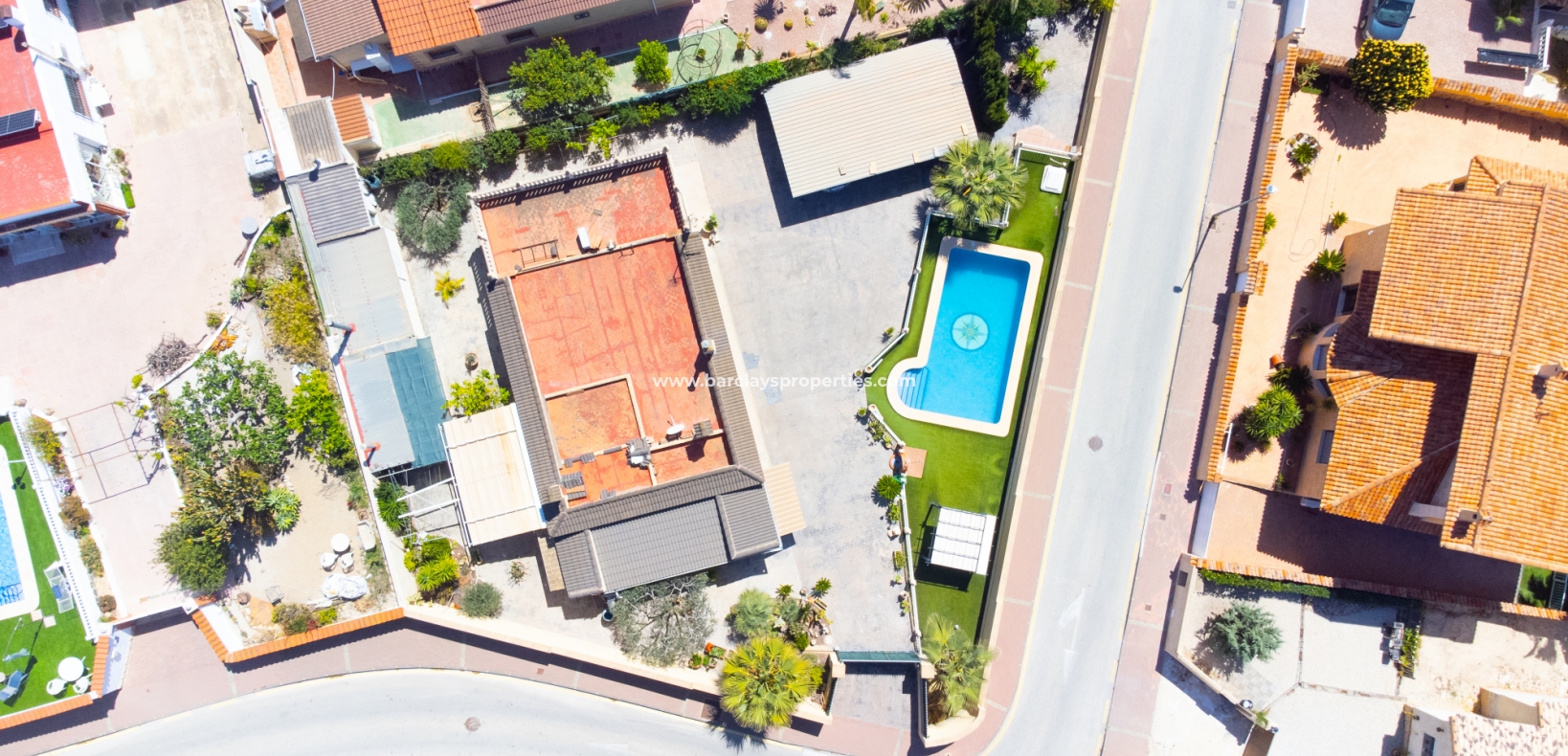 Wederverkoop - Vrijstaande Villa - Urb. La Marina