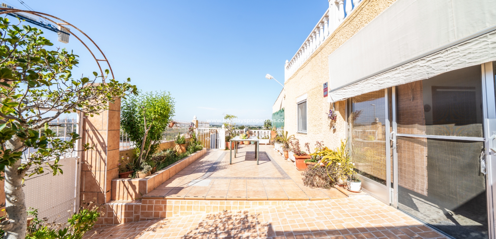 Wederverkoop - Vrijstaande Villa - Urb. La Marina