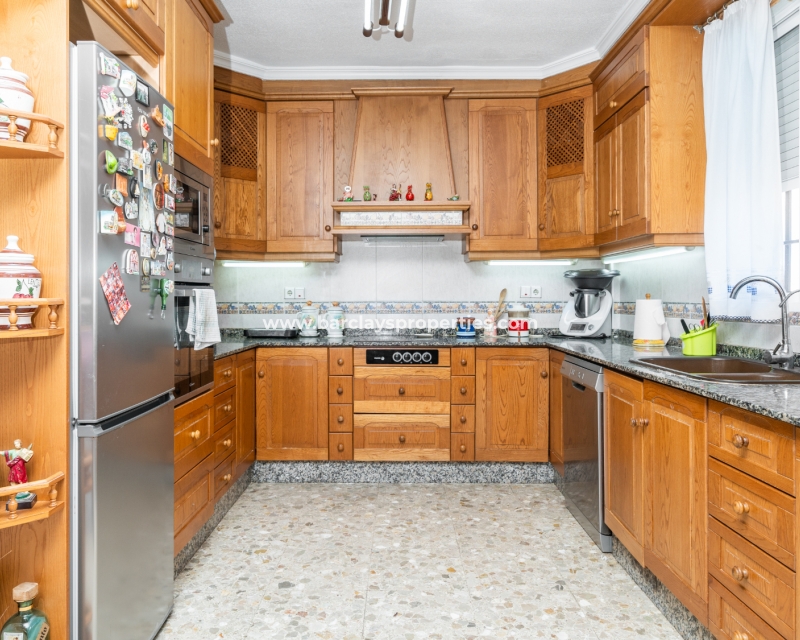 Wederverkoop - Vrijstaande Villa - Urb. La Marina