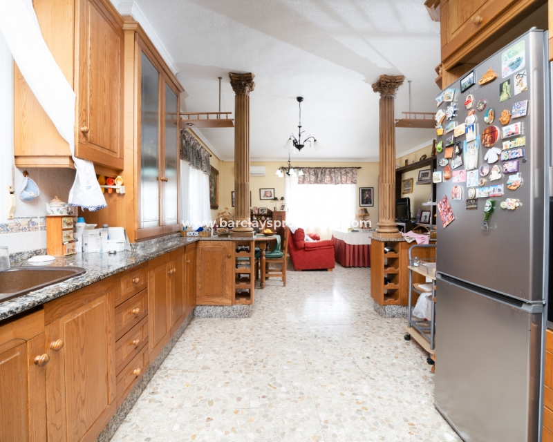 Wederverkoop - Vrijstaande Villa - Urb. La Marina