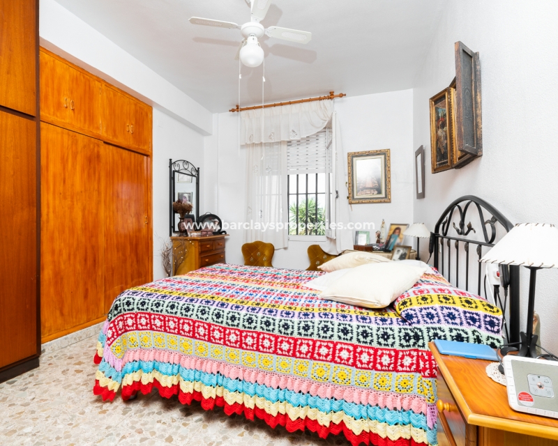 Wederverkoop - Vrijstaande Villa - Urb. La Marina