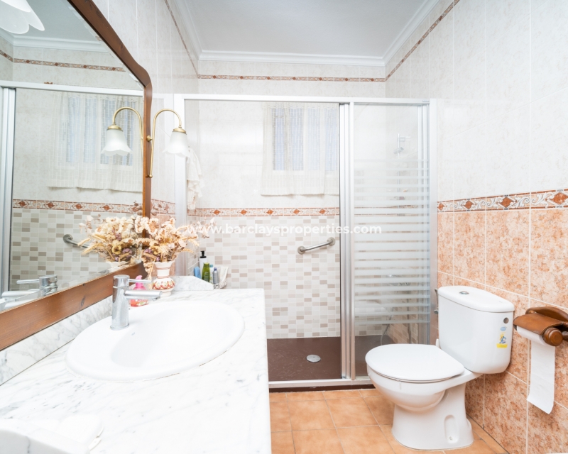 Wederverkoop - Vrijstaande Villa - Urb. La Marina