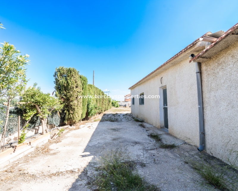 Wederverkoop - Vrijstaande Villa - Urb. La Marina