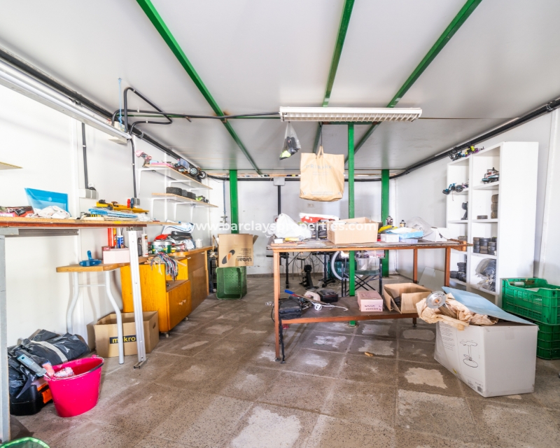 Wederverkoop - Vrijstaande Villa - Urb. La Marina