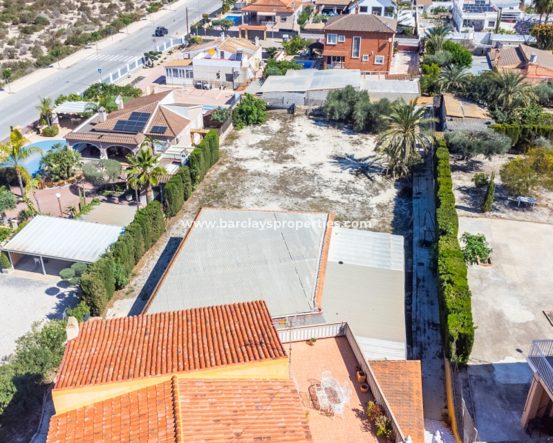 Wederverkoop - Vrijstaande Villa - Urb. La Marina