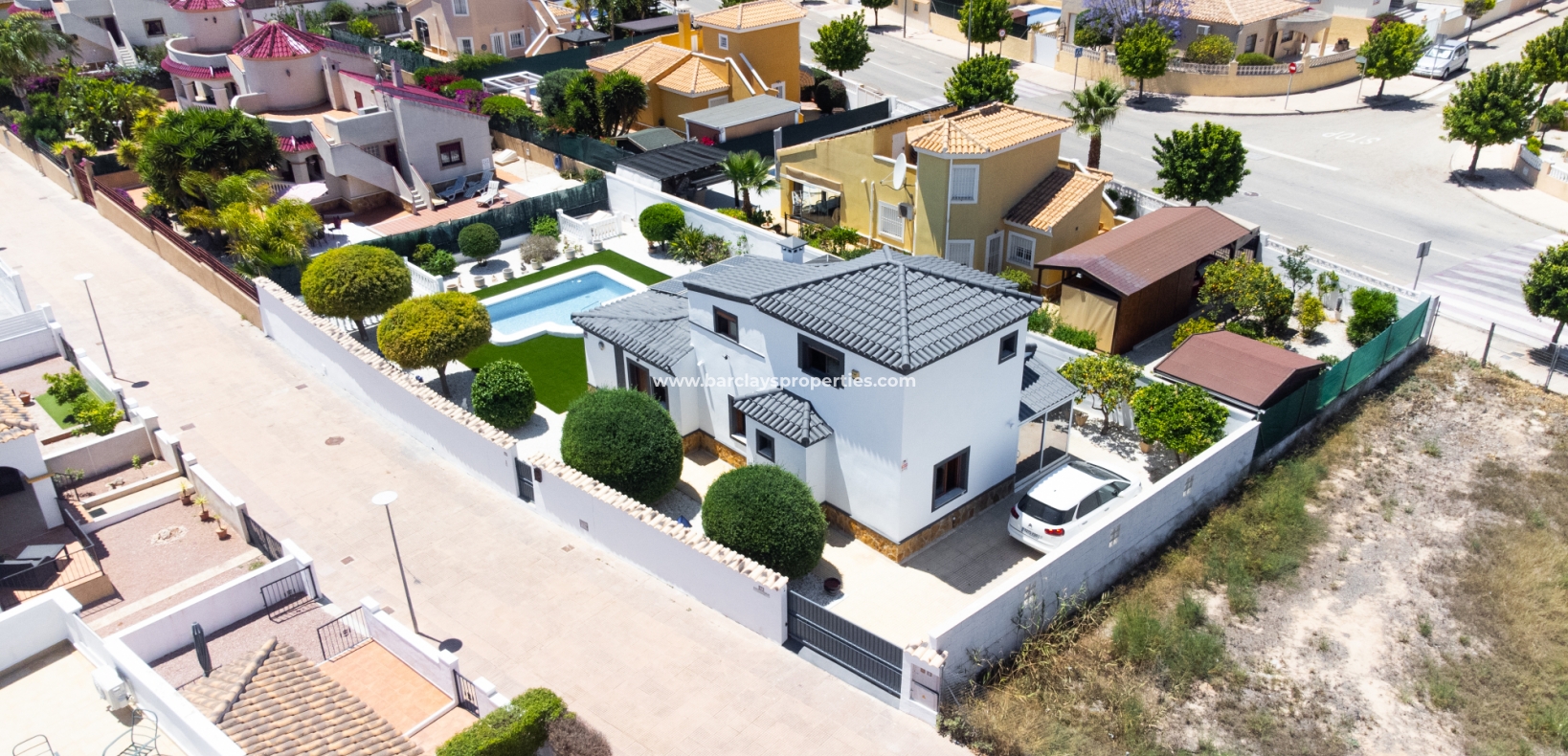 Wederverkoop - Vrijstaande Villa - Urb. La Marina