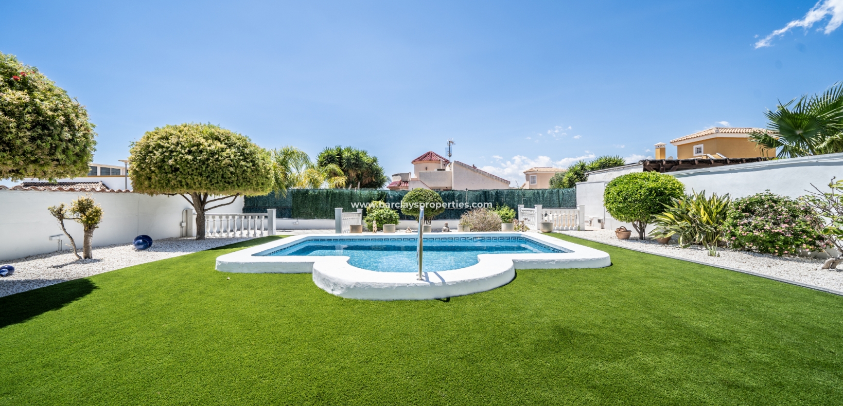 Wederverkoop - Vrijstaande Villa - Urb. La Marina