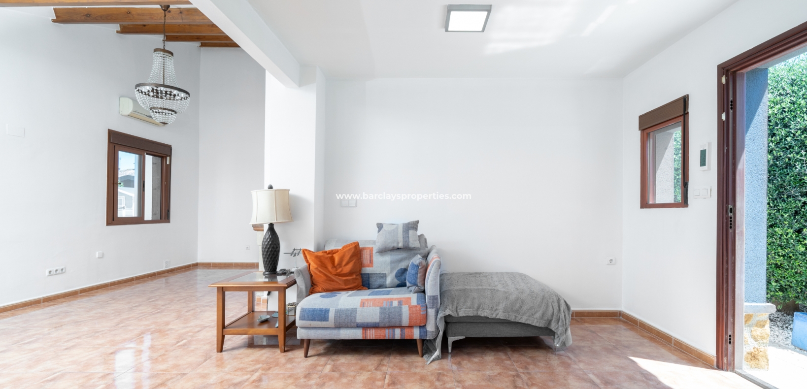 Wederverkoop - Vrijstaande Villa - Urb. La Marina