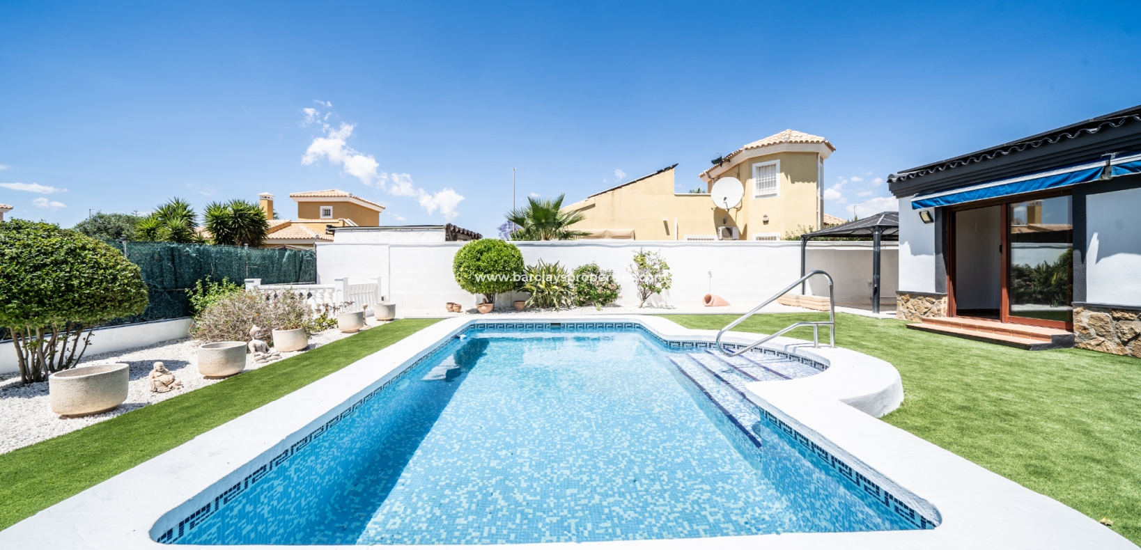 Wederverkoop - Vrijstaande Villa - Urb. La Marina