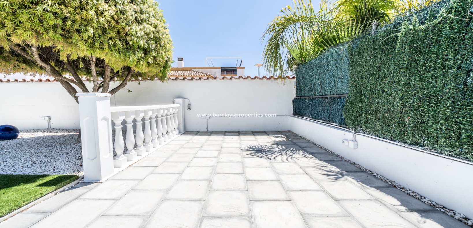 Wederverkoop - Vrijstaande Villa - Urb. La Marina