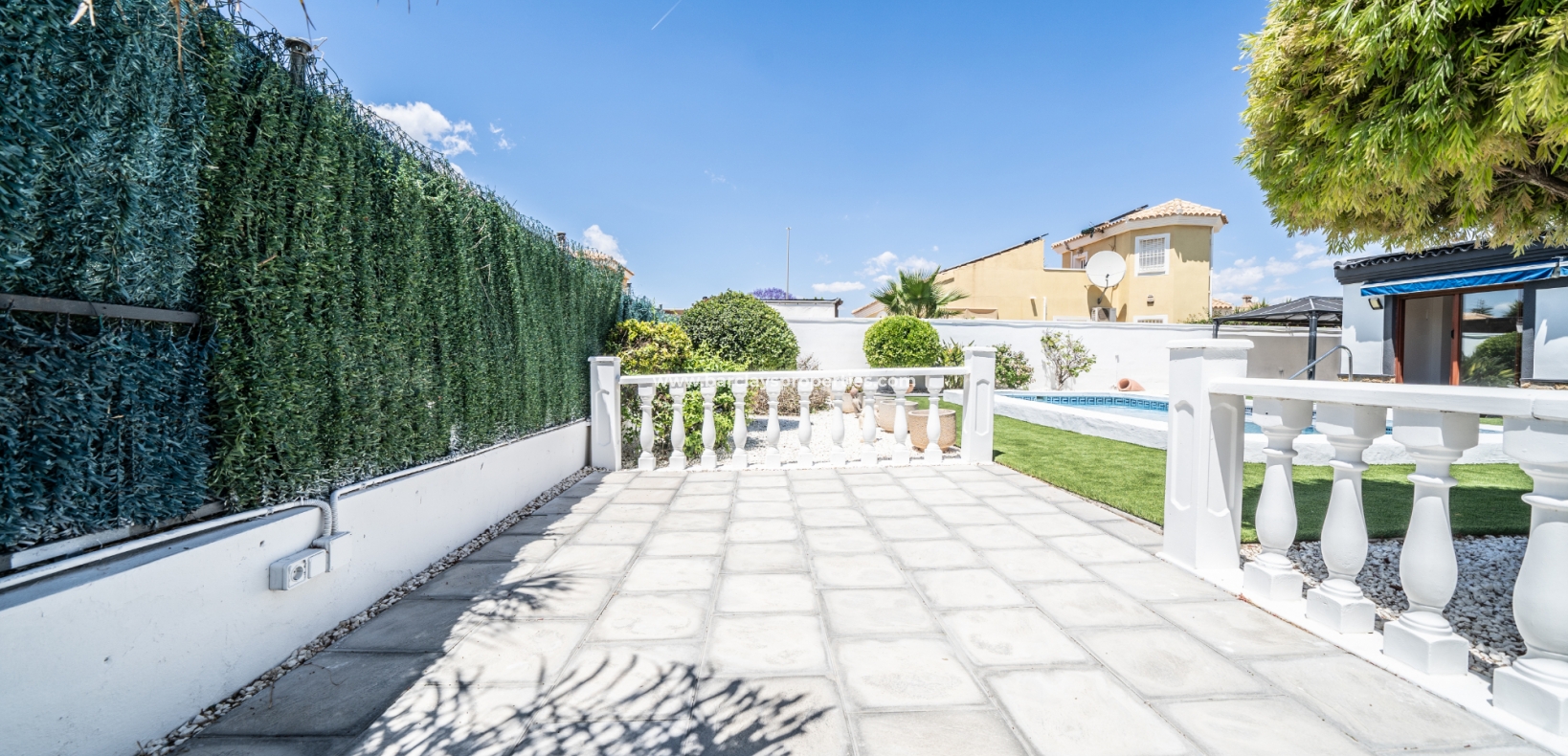 Wederverkoop - Vrijstaande Villa - Urb. La Marina