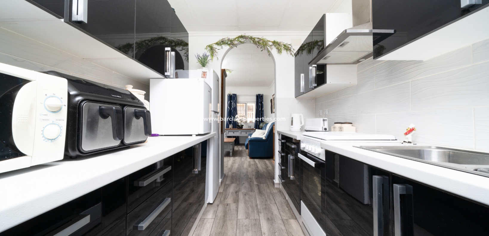 Wederverkoop - Vrijstaande Villa - Urb. La Marina