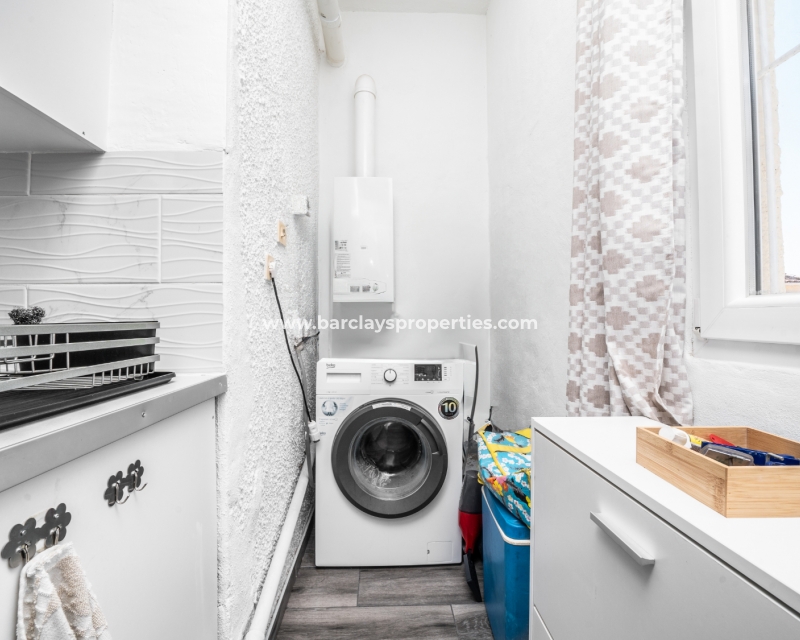 Wederverkoop - Vrijstaande Villa - Urb. La Marina