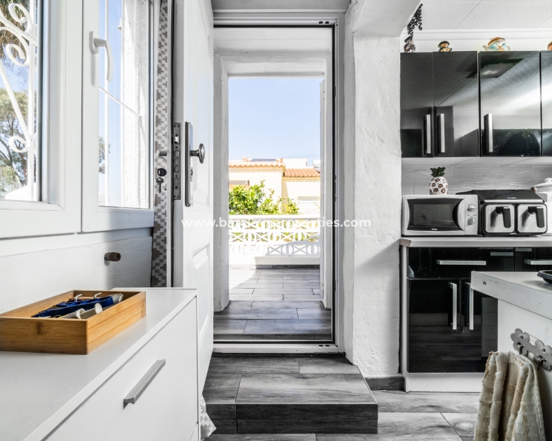 Wederverkoop - Vrijstaande Villa - Urb. La Marina