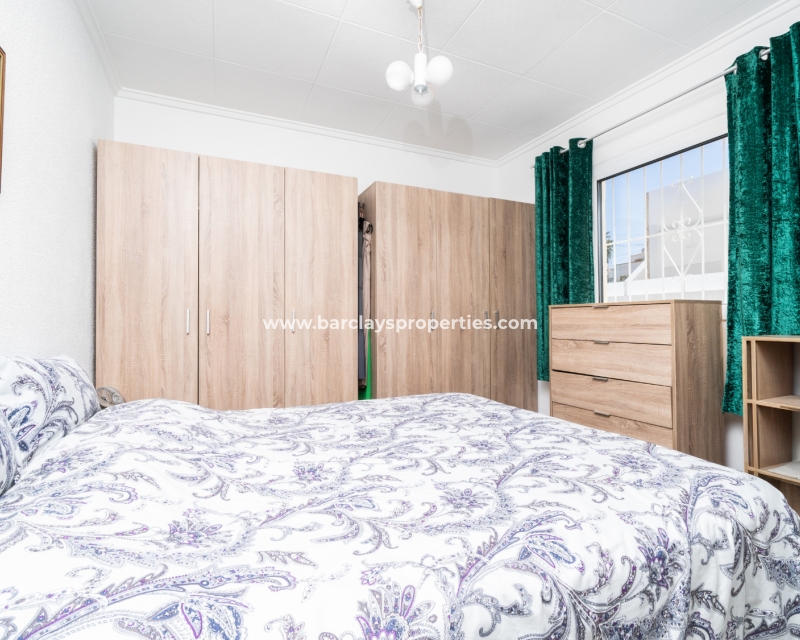 Wederverkoop - Vrijstaande Villa - Urb. La Marina