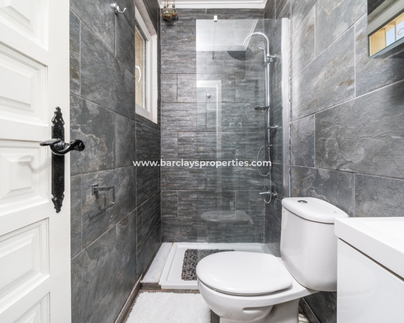 Wederverkoop - Vrijstaande Villa - Urb. La Marina