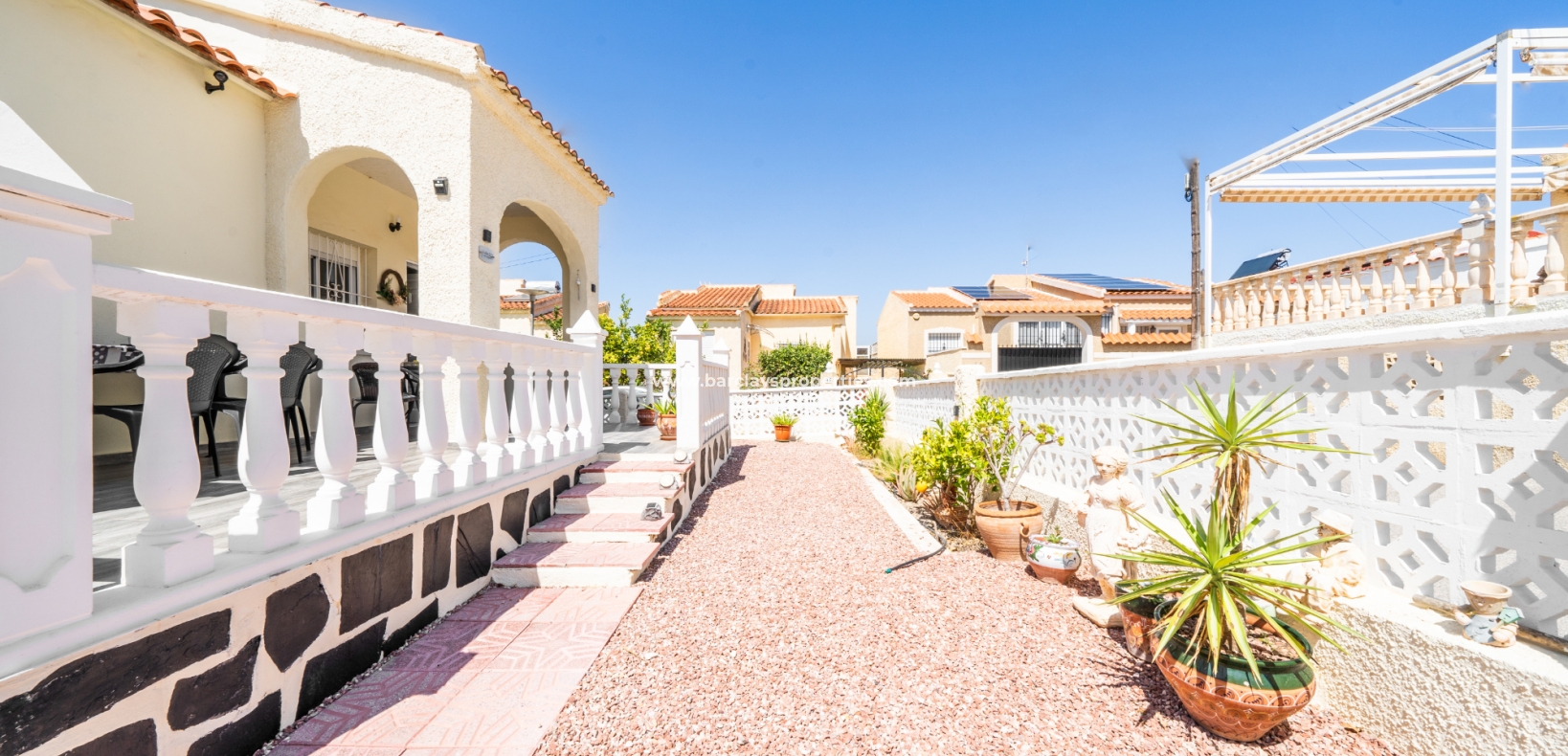 Wederverkoop - Vrijstaande Villa - Urb. La Marina