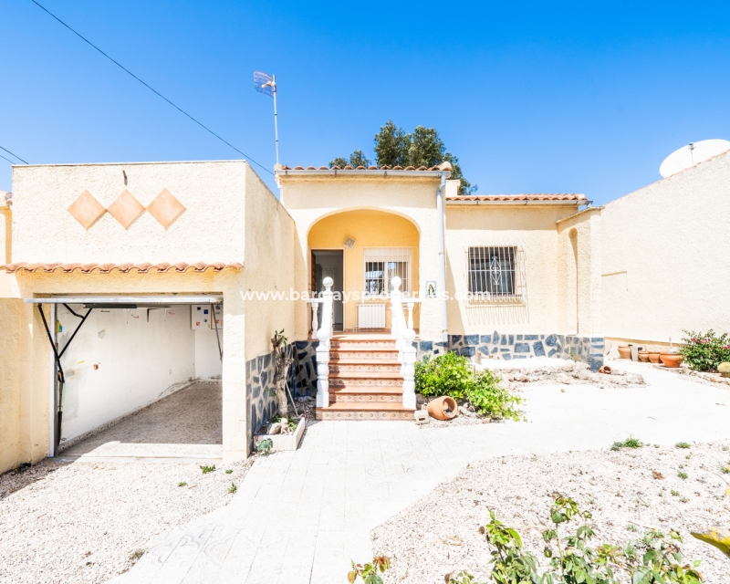 Wederverkoop - Vrijstaande Villa - Urb. La Marina