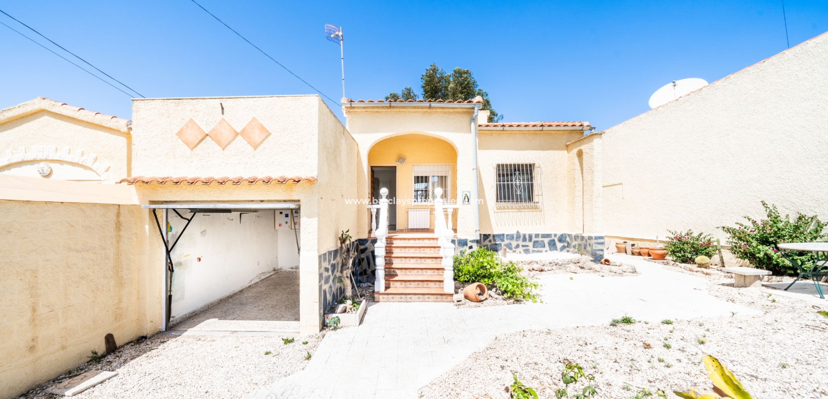 Wederverkoop - Vrijstaande Villa - Urb. La Marina