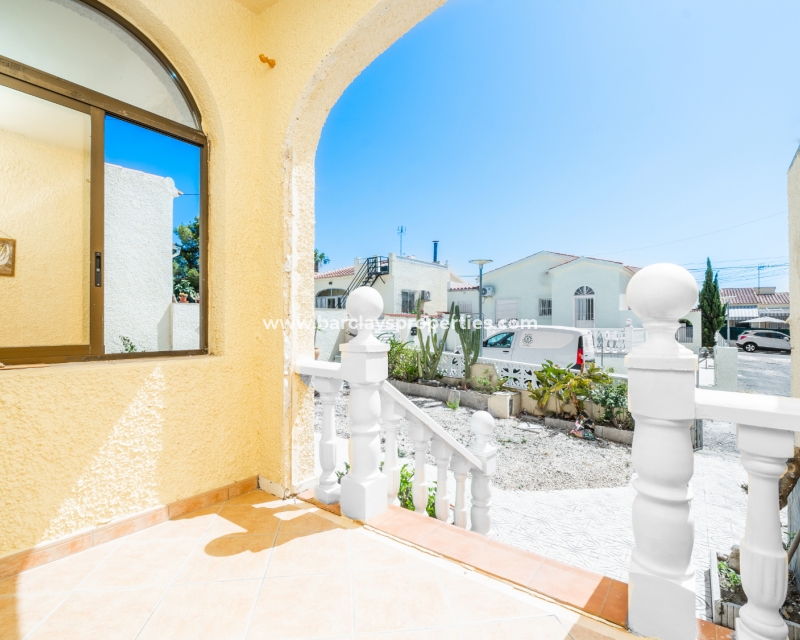 Wederverkoop - Vrijstaande Villa - Urb. La Marina